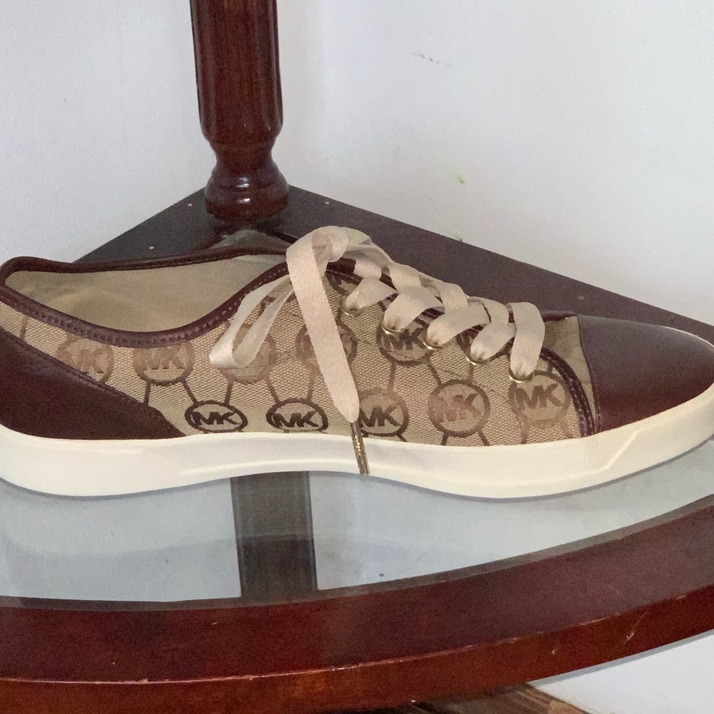 Michael Kors Sneakers
